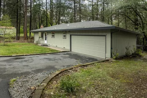 3061 Glee Ln, Placerville, CA 95667