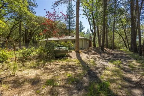 Exterior - 3061 Glee Ln, Placerville, CA 95667 photo 12 of 23