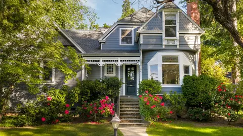 211 Prospect St, Nevada City, CA 95959