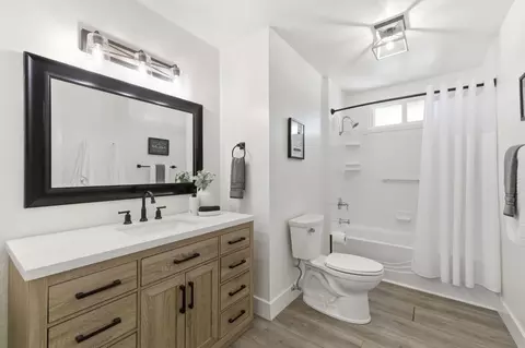 Bath - 3960 Rustic Rd, Cameron Park, CA 95682 photo 1 of 3
