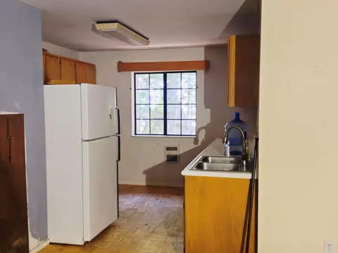 Kitchen - 41100 Putt Rd, Alta, CA 95701 photo 1 of 2