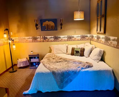 Bedroom - 6169 Rolling Ct, Georgetown, CA 95634 photo 6 of 6