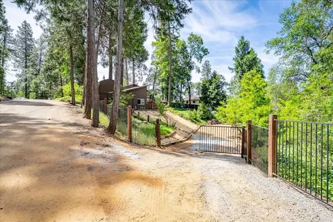 Exterior - 6169 Rolling Ct, Georgetown, CA 95634 photo 31 of 35