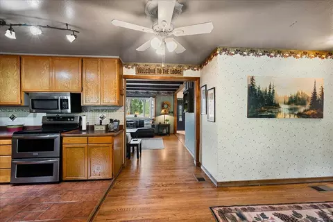 Entry Way - 6169 Rolling Ct, Georgetown, CA 95634 photo 1 of 7