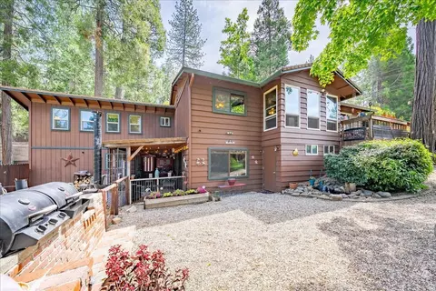 Exterior - 6169 Rolling Ct, Georgetown, CA 95634 photo 14 of 35