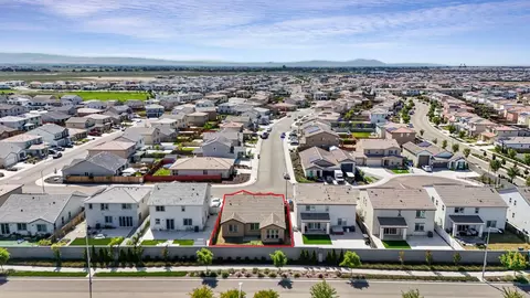 View/Area - 2008 Anders Ave, Manteca, CA 95337 photo 3 of 13