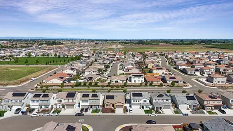 View/Area - 2008 Anders Ave, Manteca, CA 95337 photo 8 of 13