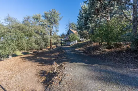 2423 Quail Hill Rd, Copperopolis, CA 95228