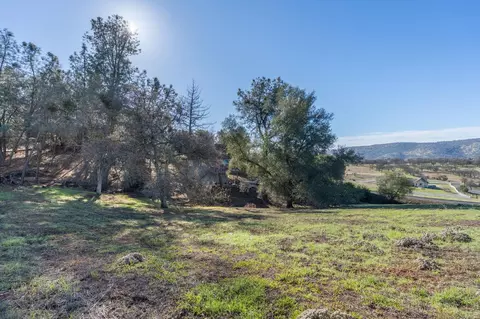 Exterior - 2423 Quail Hill Rd, Copperopolis, CA 95228 photo 4 of 5