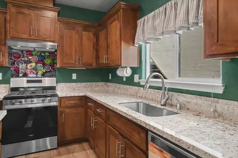 Kitchen - 1301 Montecito Ct, Ione, CA 95640 photo 7 of 7