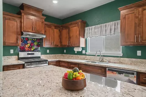 Kitchen - 1301 Montecito Ct, Ione, CA 95640 photo 6 of 7