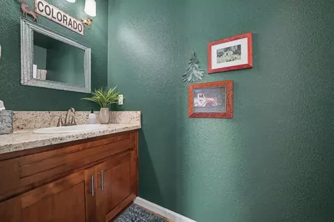 Bath - 1301 Montecito Ct, Ione, CA 95640 photo 1 of 4