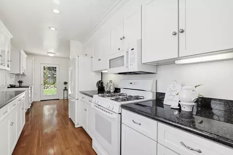 Kitchen - 11174 Lower Circle Dr, Grass Valley, CA 95949 photo 3 of 3