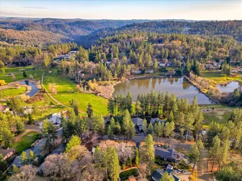 View/Area - 11174 Lower Circle Dr, Grass Valley, CA 95949 photo 5 of 8