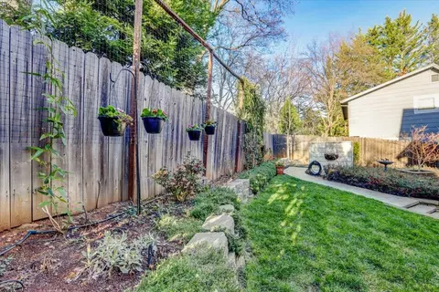 Exterior - 11174 Lower Circle Dr, Grass Valley, CA 95949 photo 13 of 19