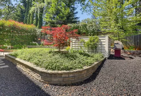 Exterior - 11174 Lower Circle Dr, Grass Valley, CA 95949 photo 7 of 19