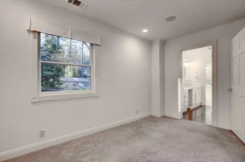Bedroom - 11174 Lower Circle Dr, Grass Valley, CA 95949 photo 9 of 11