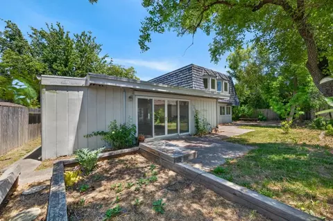 Exterior - 672 Flamenco Pl, Davis, CA 95616 photo 9 of 17