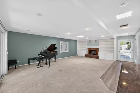 Living - 672 Flamenco Pl, Davis, CA 95616 photo 6 of 8