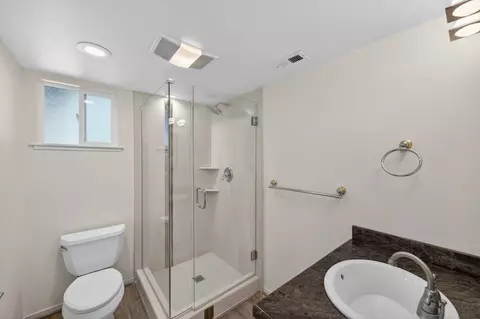 Bath - 672 Flamenco Pl, Davis, CA 95616 photo 1 of 8