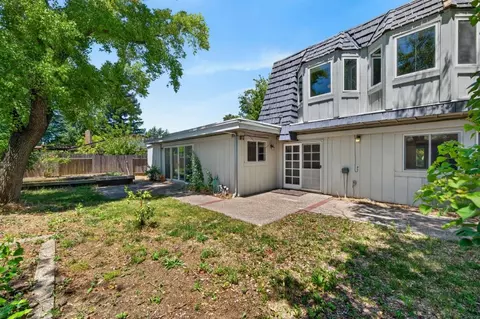 Exterior - 672 Flamenco Pl, Davis, CA 95616 photo 6 of 17