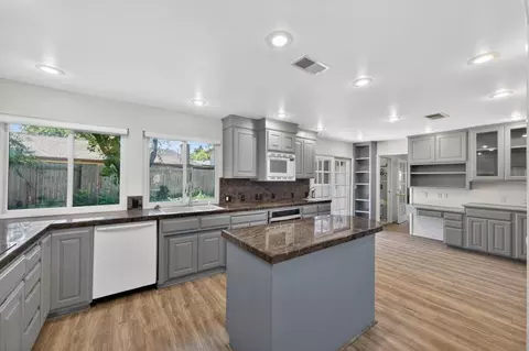 Kitchen - 672 Flamenco Pl, Davis, CA 95616 photo 1 of 6