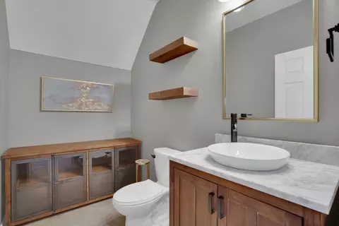 Bath - 714 Jesse Martinez Dr, Tracy, CA 95304 photo 1 of 4