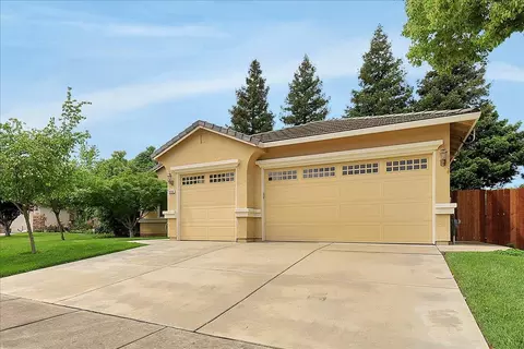 Exterior - 10702 Stephanie, Live Oak, CA 95953 photo 4 of 8
