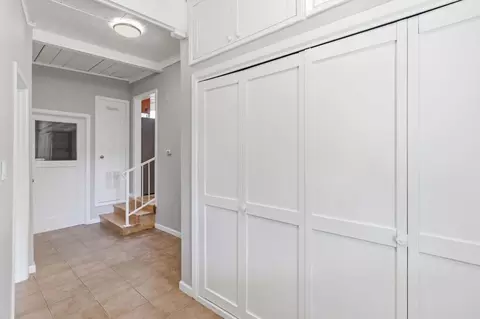 Entry Way - 4824 Hazelwood Ave, Carmichael, CA 95608 photo 2 of 3