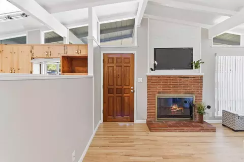 Entry Way - 4824 Hazelwood Ave, Carmichael, CA 95608 photo 3 of 3