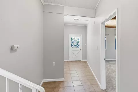 Entry Way - 4824 Hazelwood Ave, Carmichael, CA 95608 photo 1 of 3