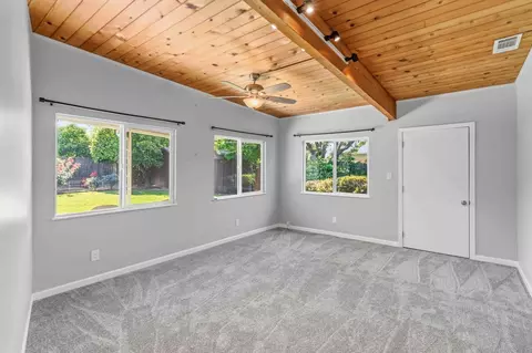 Bedroom - 4824 Hazelwood Ave, Carmichael, CA 95608 photo 1 of 6