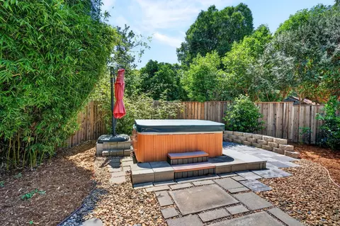 Exterior - 2841 Cascade Pl, Davis, CA 95618 photo 4 of 17