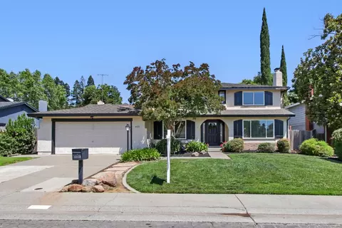 Exterior - 4921 Olive Oak Way, Carmichael, CA 95608 photo 2 of 7