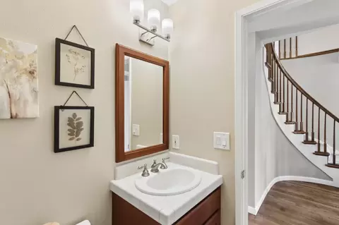 Bath - 4921 Olive Oak Way, Carmichael, CA 95608 photo 3 of 3