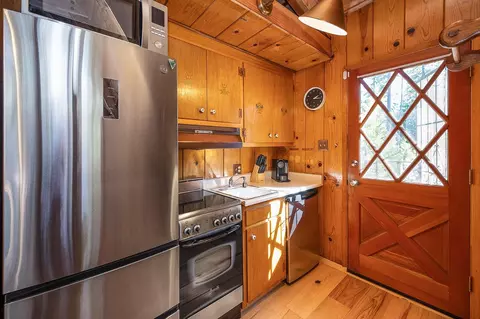 Kitchen - 2629 Valley View Dr, Arnold, CA 95223 photo 3 of 3