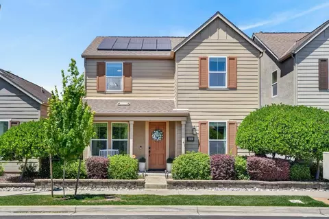 3081 Ardley Dr, Roseville, CA 95747