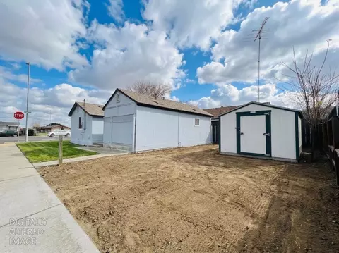 605 S Main St, Manteca, CA 95337 photo 9