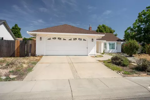 1751 Corsica Dr, Yuba City, CA 95993