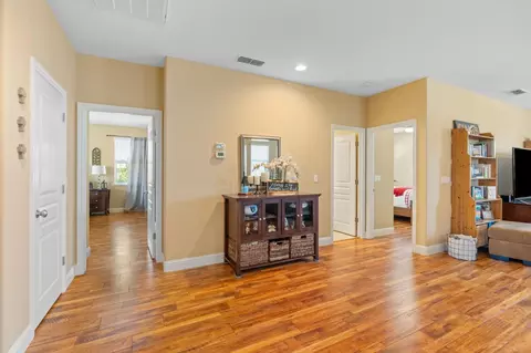 Entry Way - 175 Feverfew St, Manteca, CA 95337 photo 3 of 4