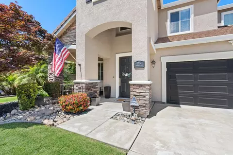 Exterior - 175 Feverfew St, Manteca, CA 95337 photo 4 of 19