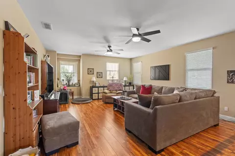 Living - 175 Feverfew St, Manteca, CA 95337 photo 3 of 3