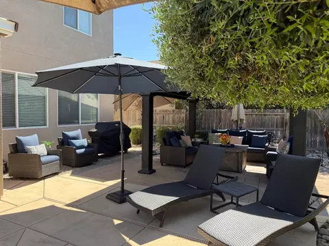 Exterior - 175 Feverfew St, Manteca, CA 95337 photo 18 of 19