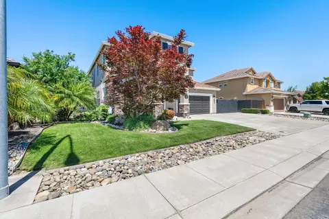 Exterior - 175 Feverfew St, Manteca, CA 95337 photo 3 of 19