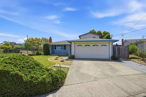 2210 Greenwich Ct, San Pablo, CA 94806