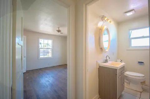 Entry Way - 214 Ferguson Ave, Modesto, CA 95354 photo 1 of 1