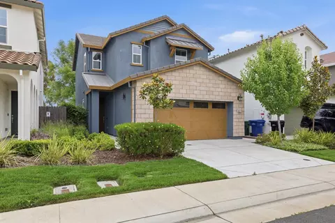 8371 Lemberger Way, Sacramento, CA 95829