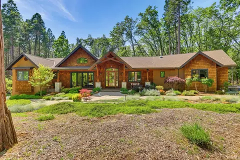 14166 Loma Rica, Grass Valley, CA 95945