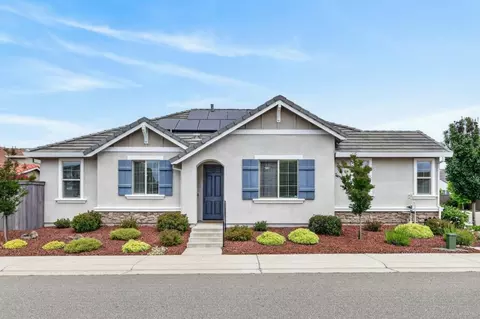 924 Lazy Trail Dr, Rocklin, CA 95765