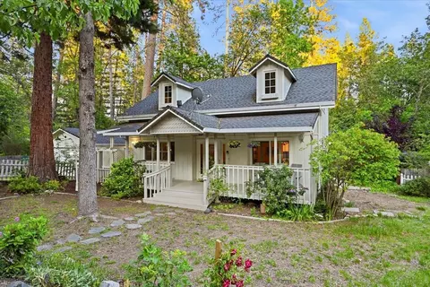 516 Nursery St, Nevada City, CA 95959